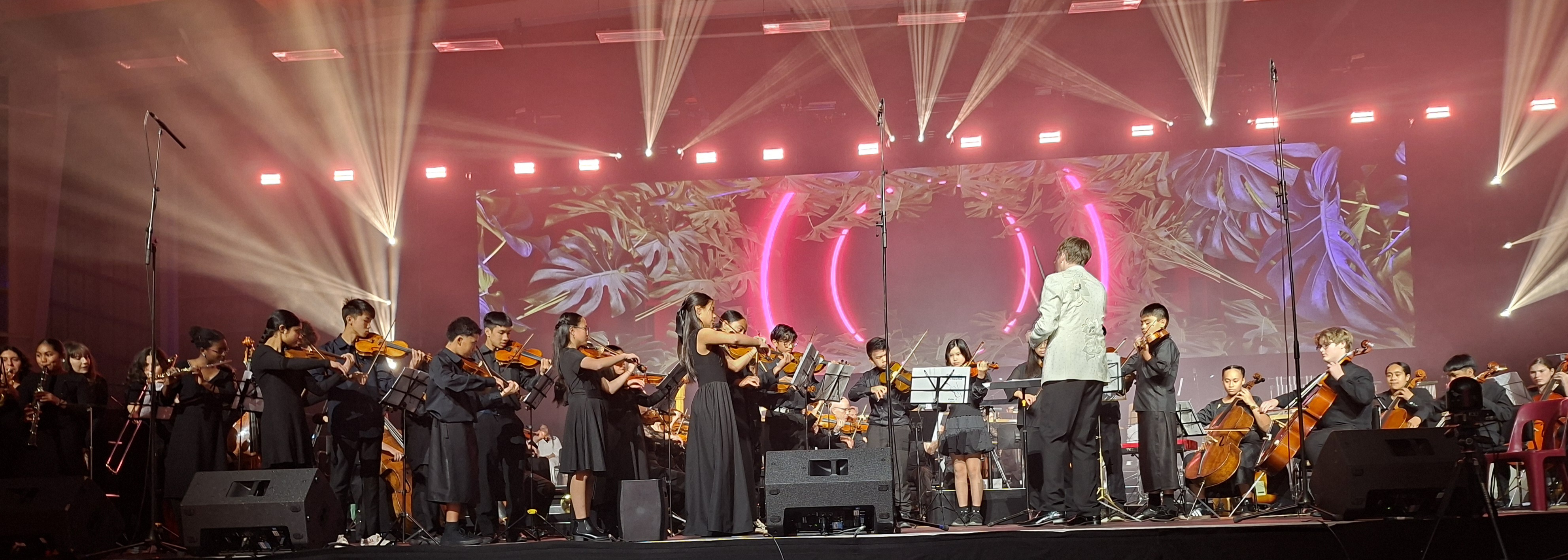 Arohanui Strings+ students performing together